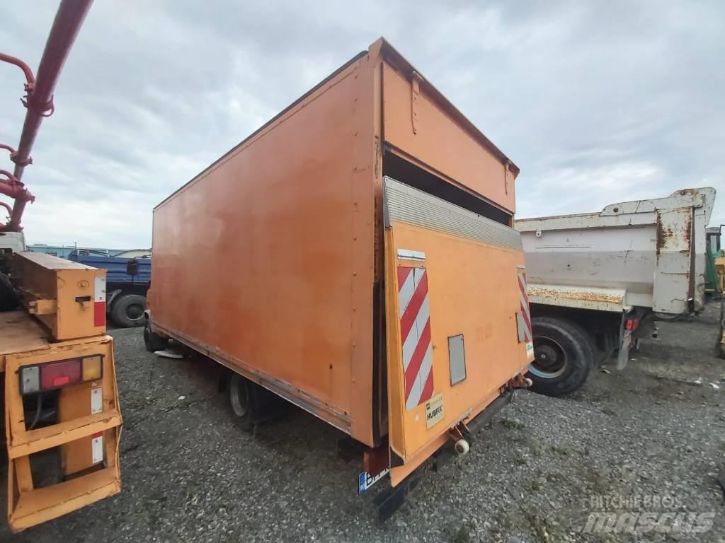 Mercedes-Benz 814D 大型面包车