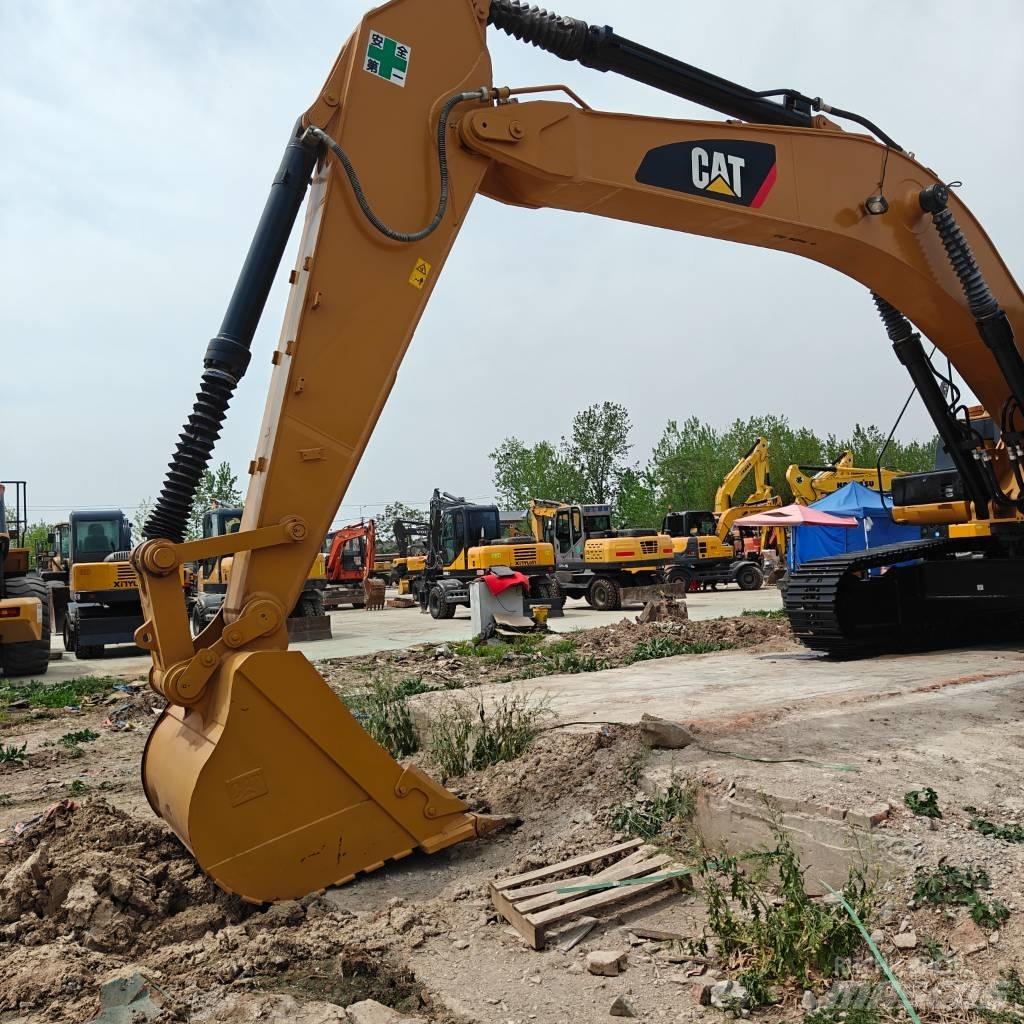 CAT 330D2 履带挖掘机