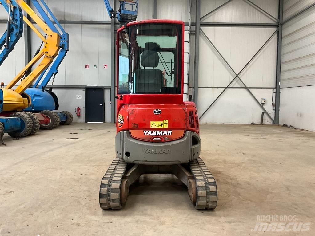 Yanmar Vio 25-4 小型挖掘机
