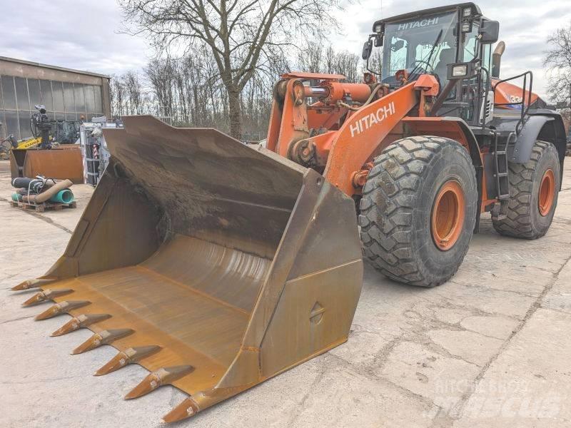 Hitachi ZW 330 轮式装载机