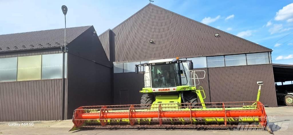 Claas 570 联合收割机