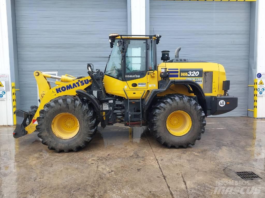 Komatsu WA320-8 轮式装载机
