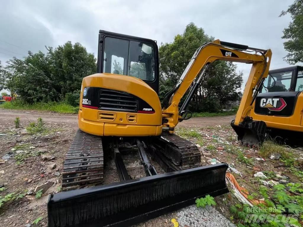 CAT 305 C CR 小型挖掘机