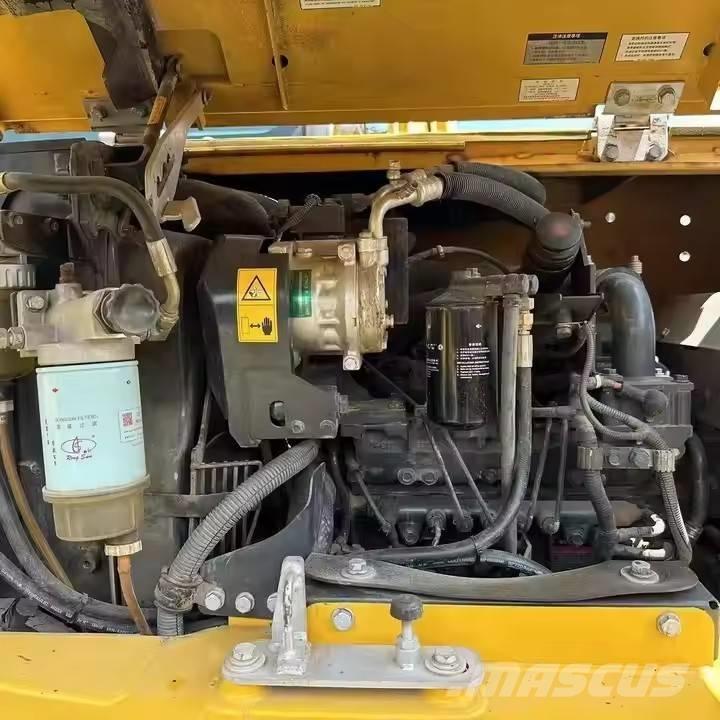 Komatsu PC 70 履带挖掘机