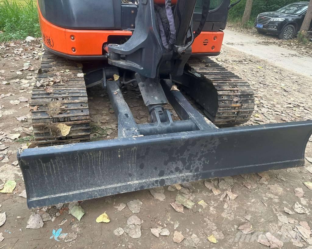 Hitachi ZX 50 U 小型挖掘机