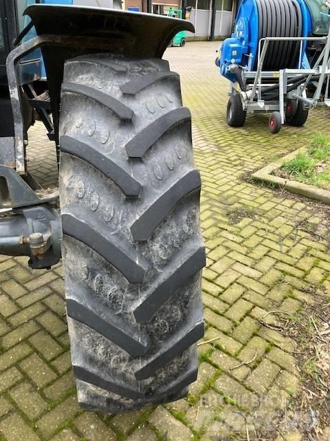 BKT cultuurwielen 轮胎、车轮、轮圈