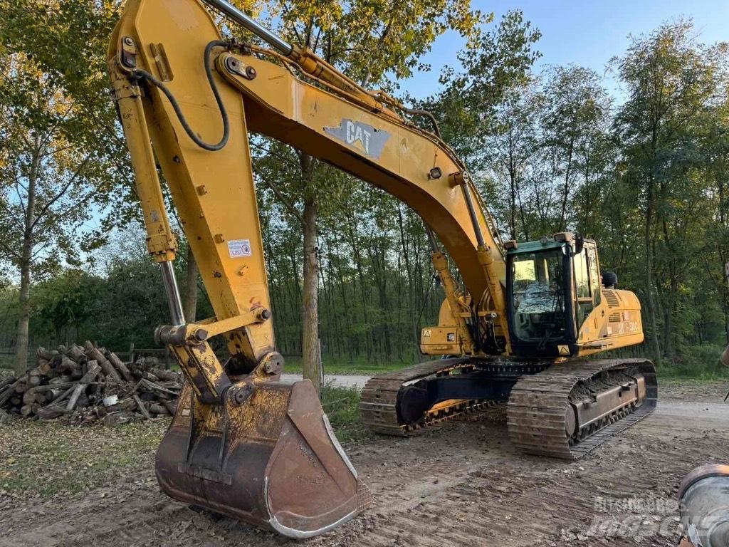 CAT 330CL 履带挖掘机