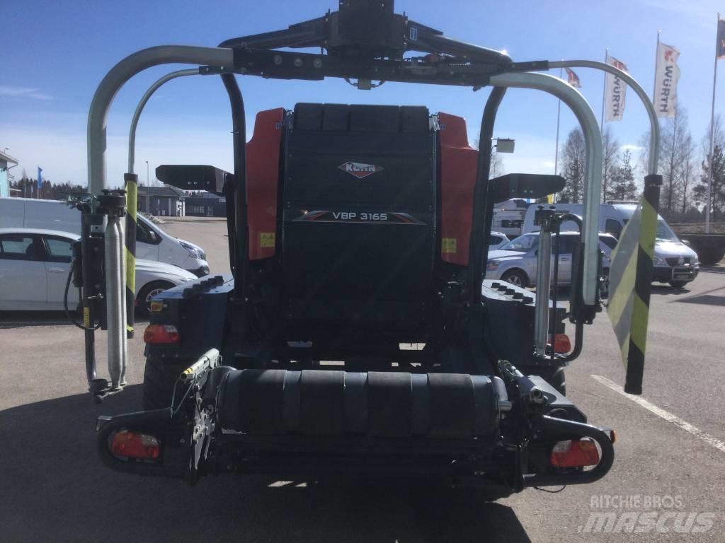 Kuhn 3165 圆捆打捆机