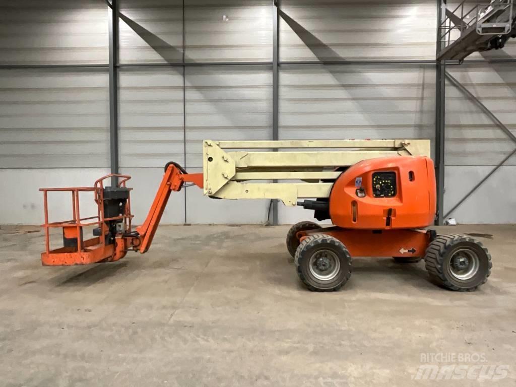 JLG 450 AJ 曲臂高空工作平台