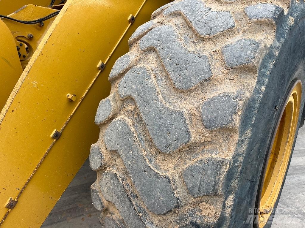 CAT 950 M 小型装载机
