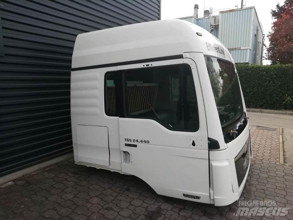 MAN TGS LX EURO 6 驾驶室与内部