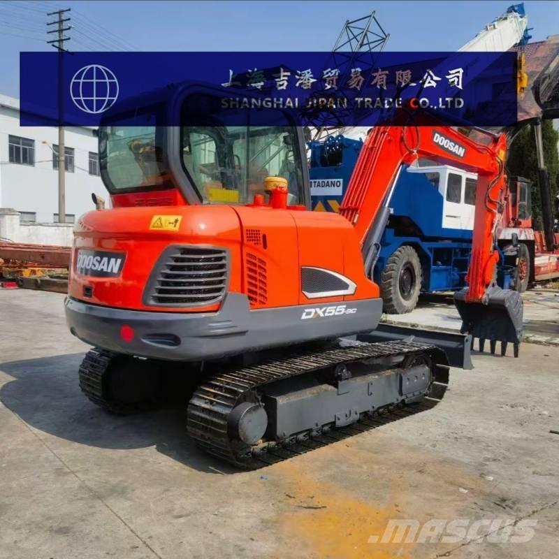 Doosan DX 55 小型挖掘机