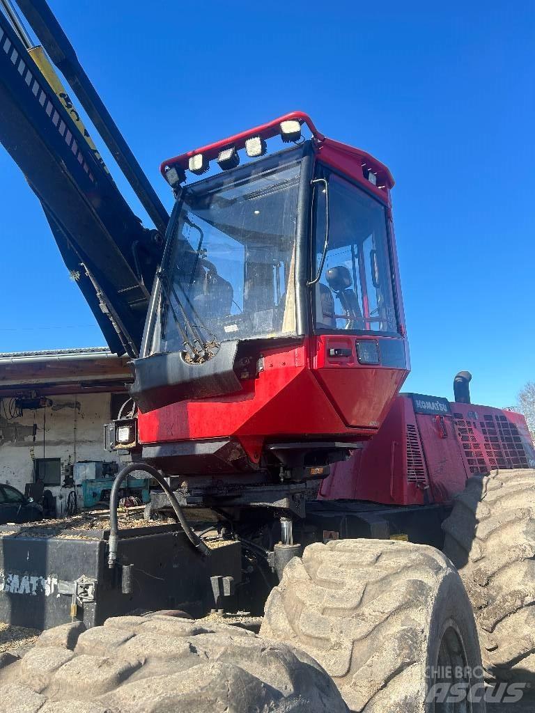 Komatsu 911.5 收割机