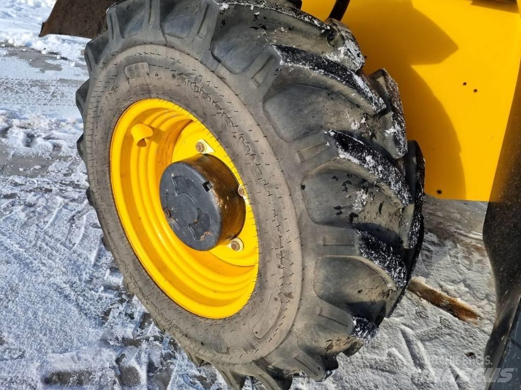 JCB 535-140 - MB9 伸缩臂叉装车|叉装车