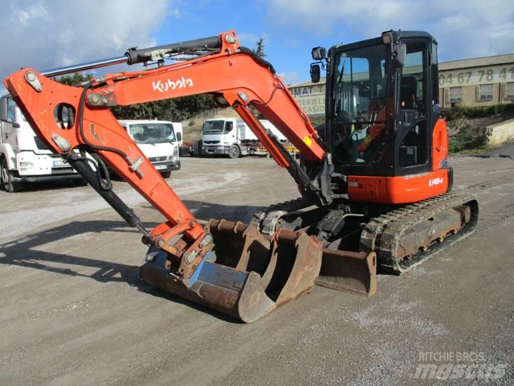 Kubota U 48-4 小型挖掘机