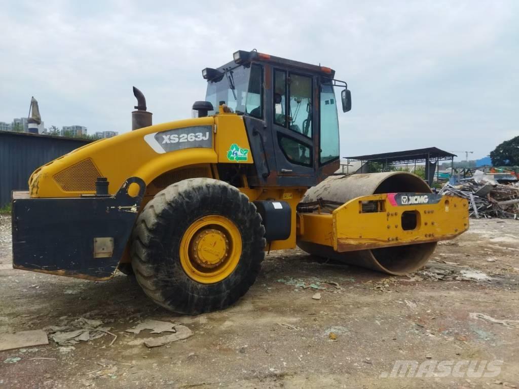 XCMG XS 263 J 单轮压路机