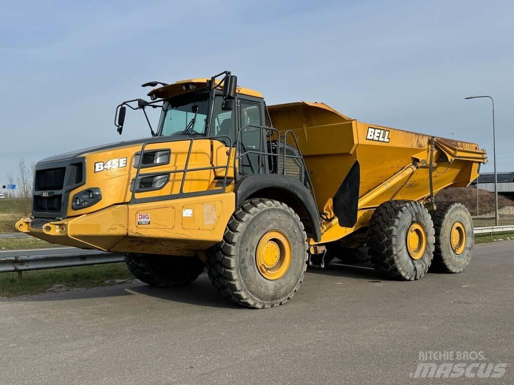 Bell B45E 6x6 铰接式自卸车