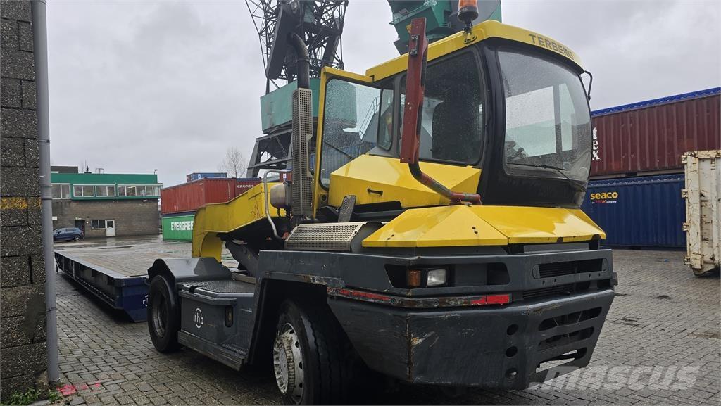 Terberg RT222 码头牵引车