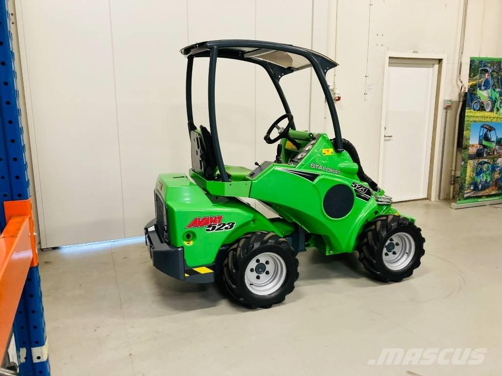 Avant 523 小型装载机