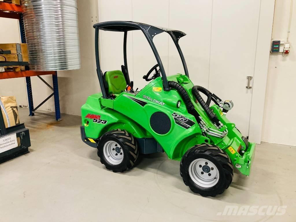 Avant 523 小型装载机