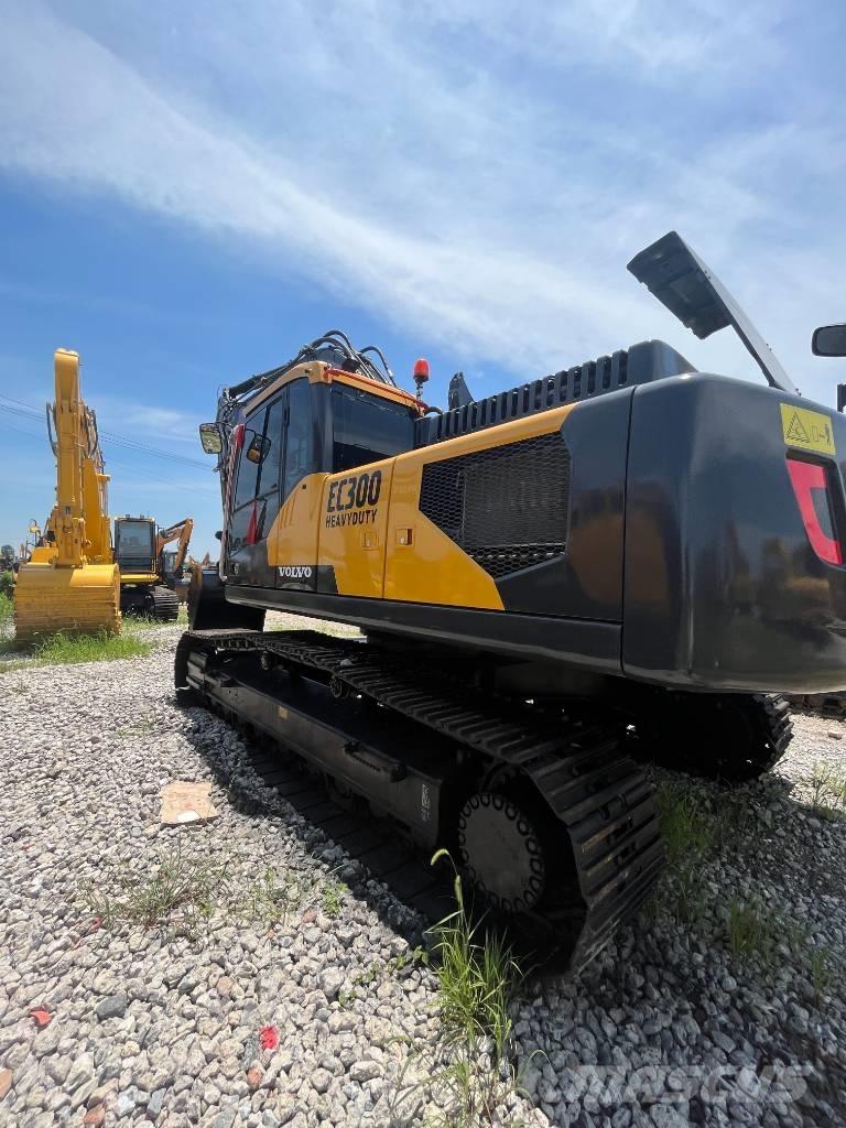 Volvo EC 300 履带挖掘机