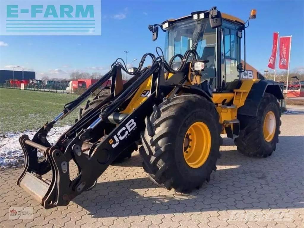 JCB 419s agri 小型挖掘机
