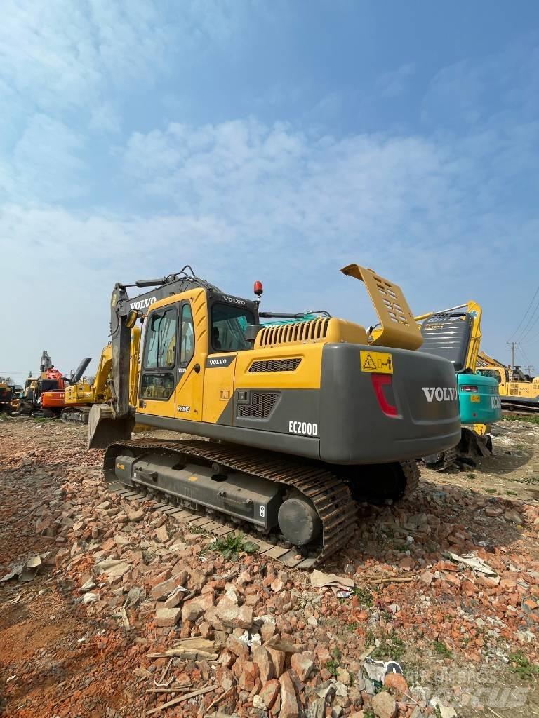 Volvo EC 200 履带挖掘机