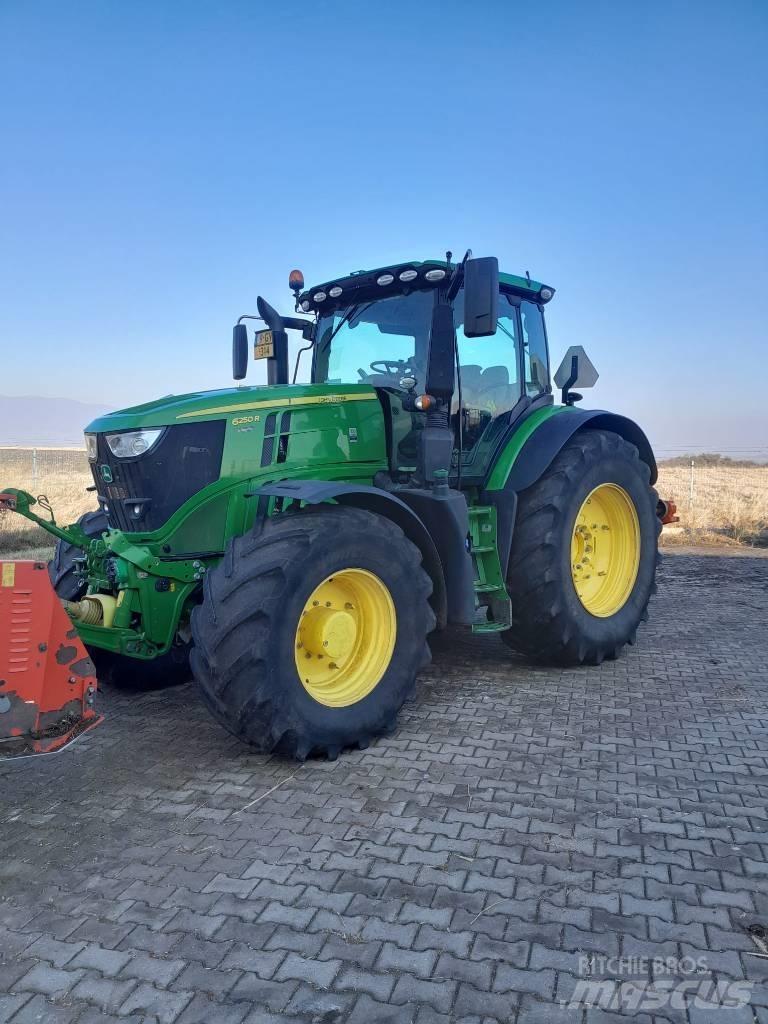 John Deere 6250R 拖拉机/农用车