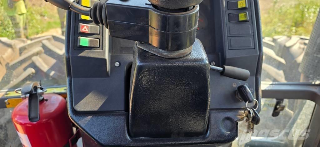 Valmet 8750 拖拉机/农用车