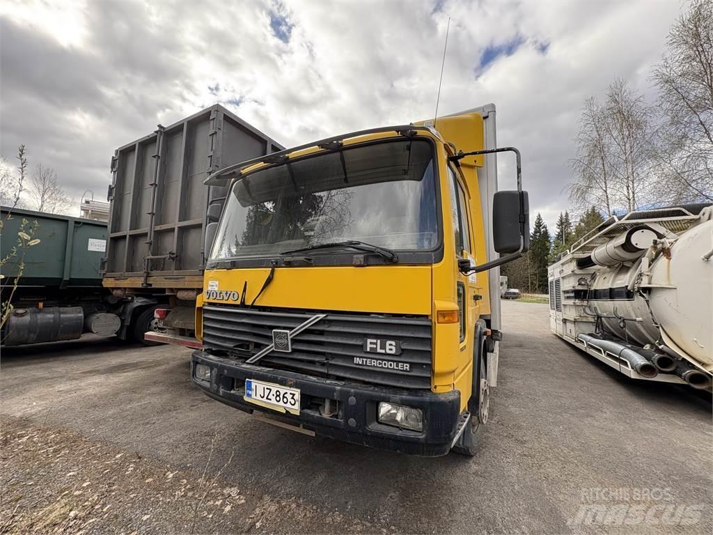 Volvo FL612 厢式货车