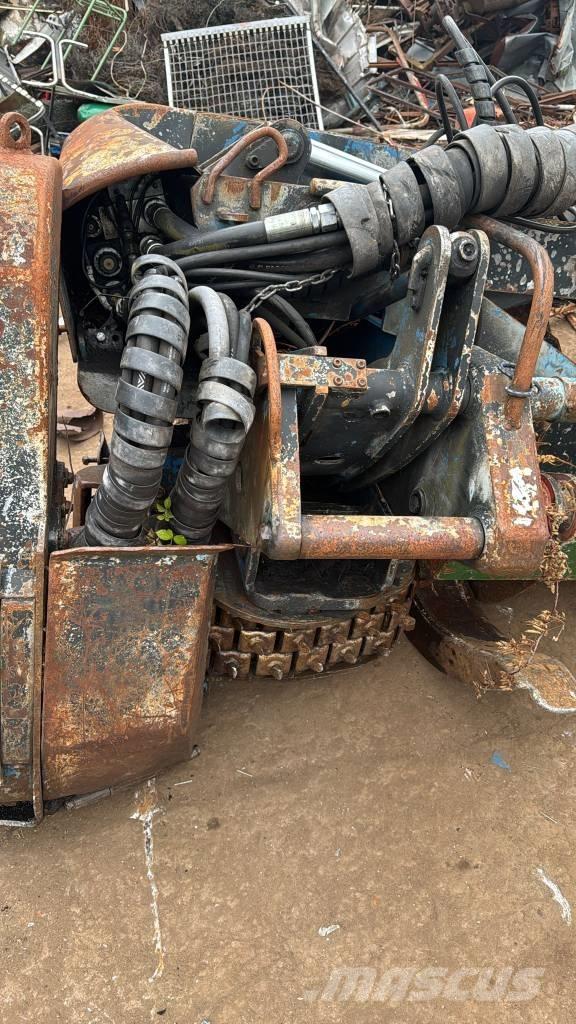 Volvo 34 收割机机箱