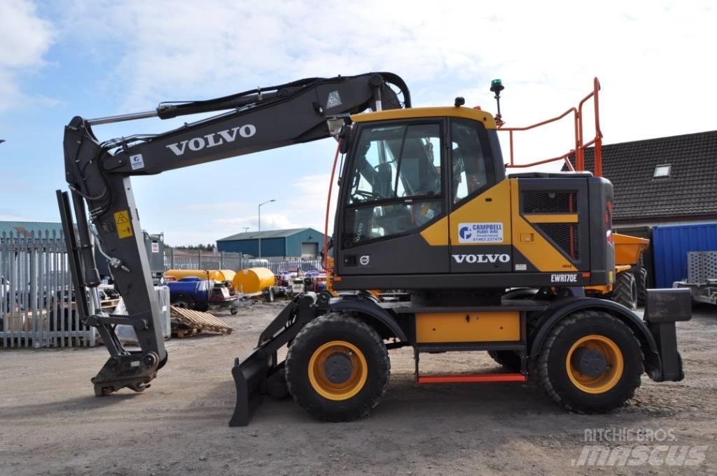 Volvo EWR 170 轮式挖掘机