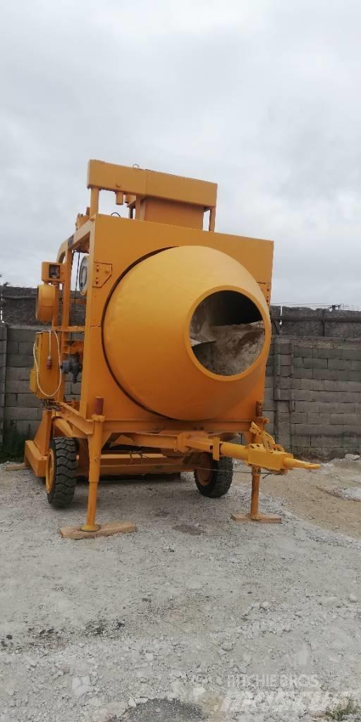 Liebherr RMA 500/750 混凝土/砂浆搅拌机
