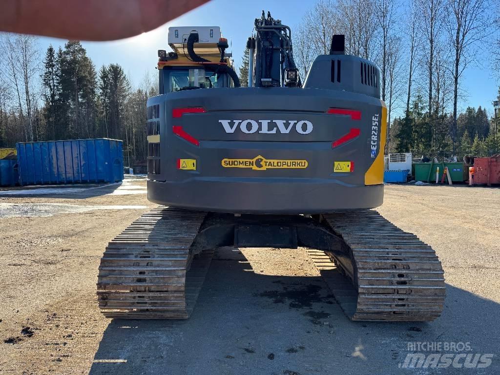 Volvo ECR235EL 履带挖掘机