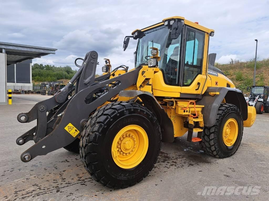 Volvo L 90 H 轮式装载机