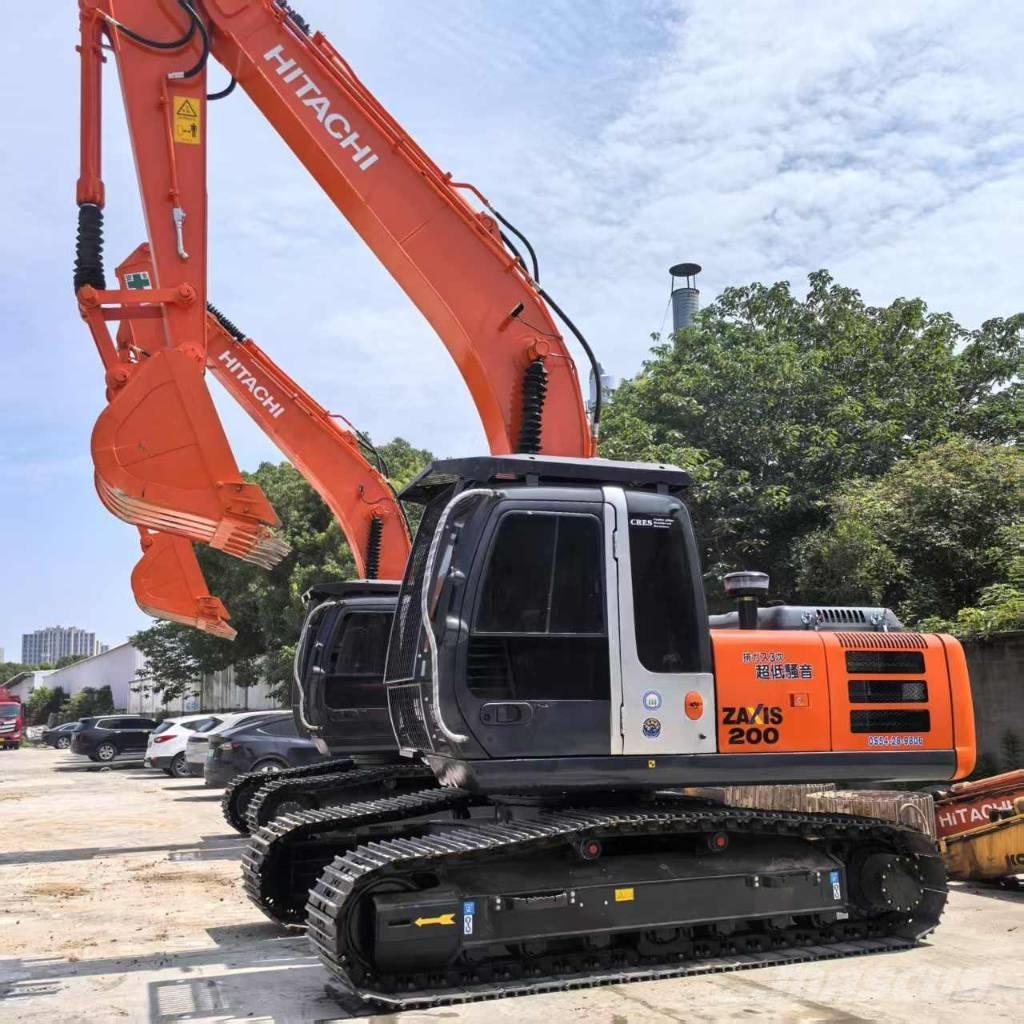 Hitachi ZX200-3G 小型挖掘机