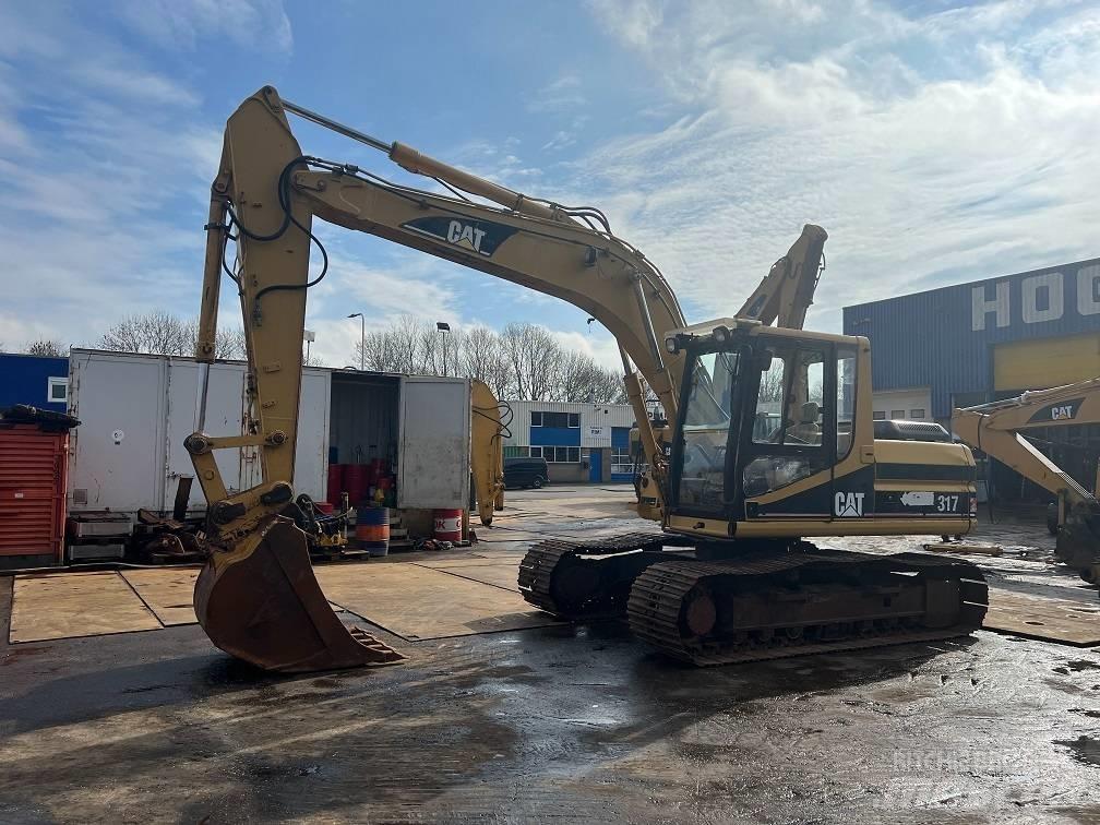 CAT 317 履带挖掘机