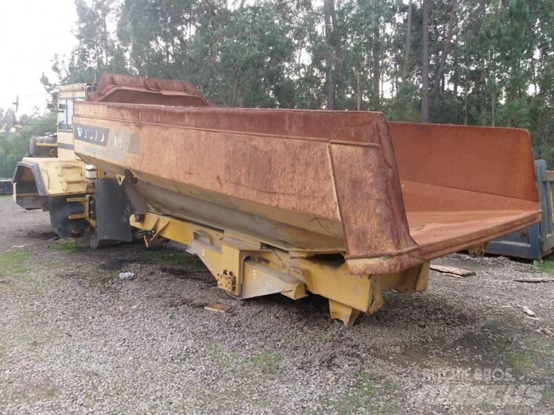 Volvo A35C (Parts) 底盘和悬架