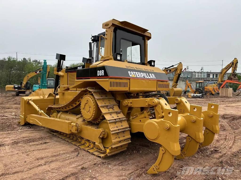 CAT D8R 履带式推土机