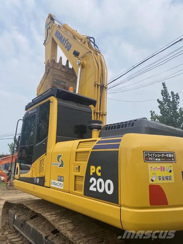 Komatsu pc200-8 履带挖掘机