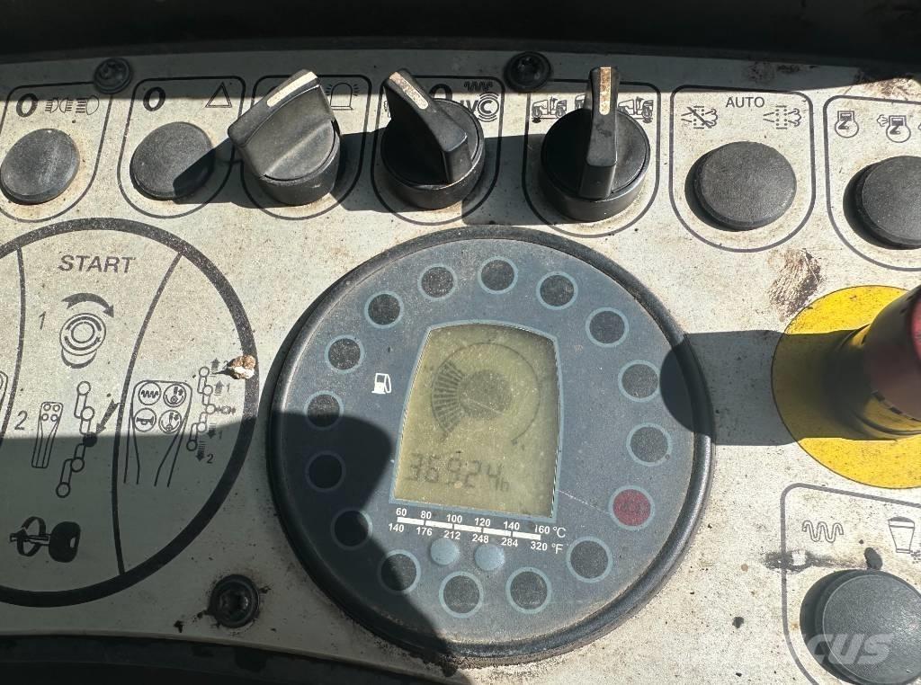 Bomag BW 135 AD-5 双轮压路机