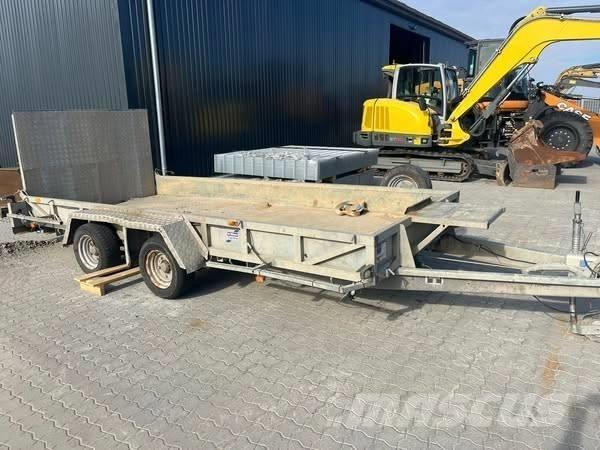 Ifor Williams GP 146 轻型拖车