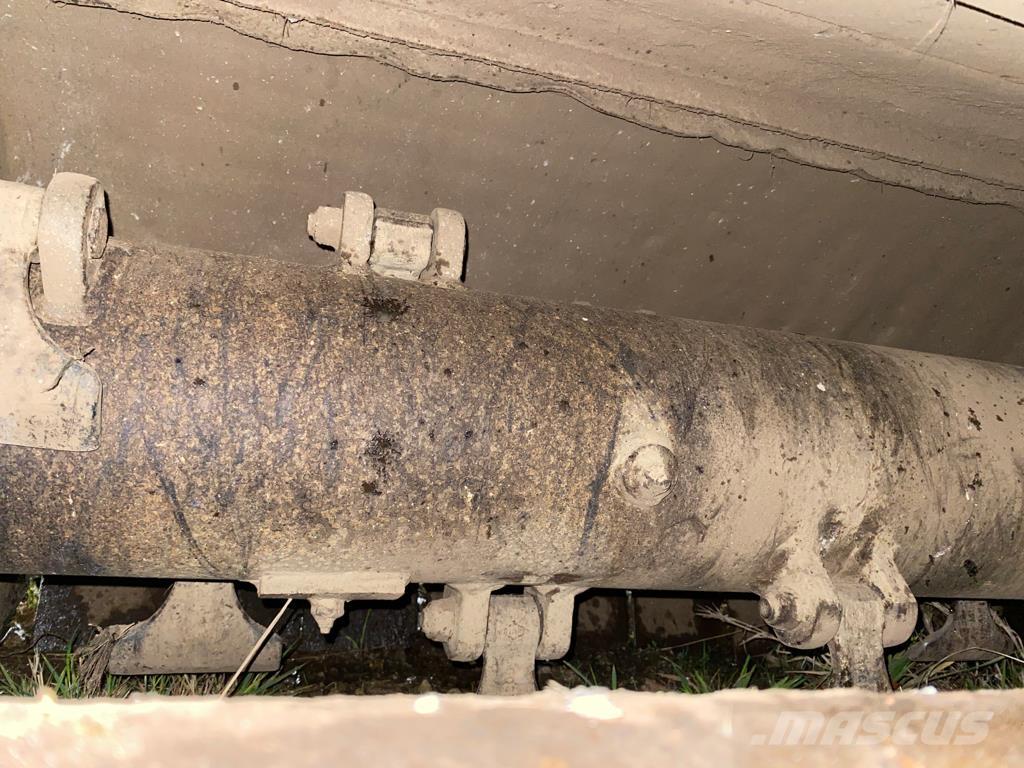 Kuhn VKM 280 破碎机