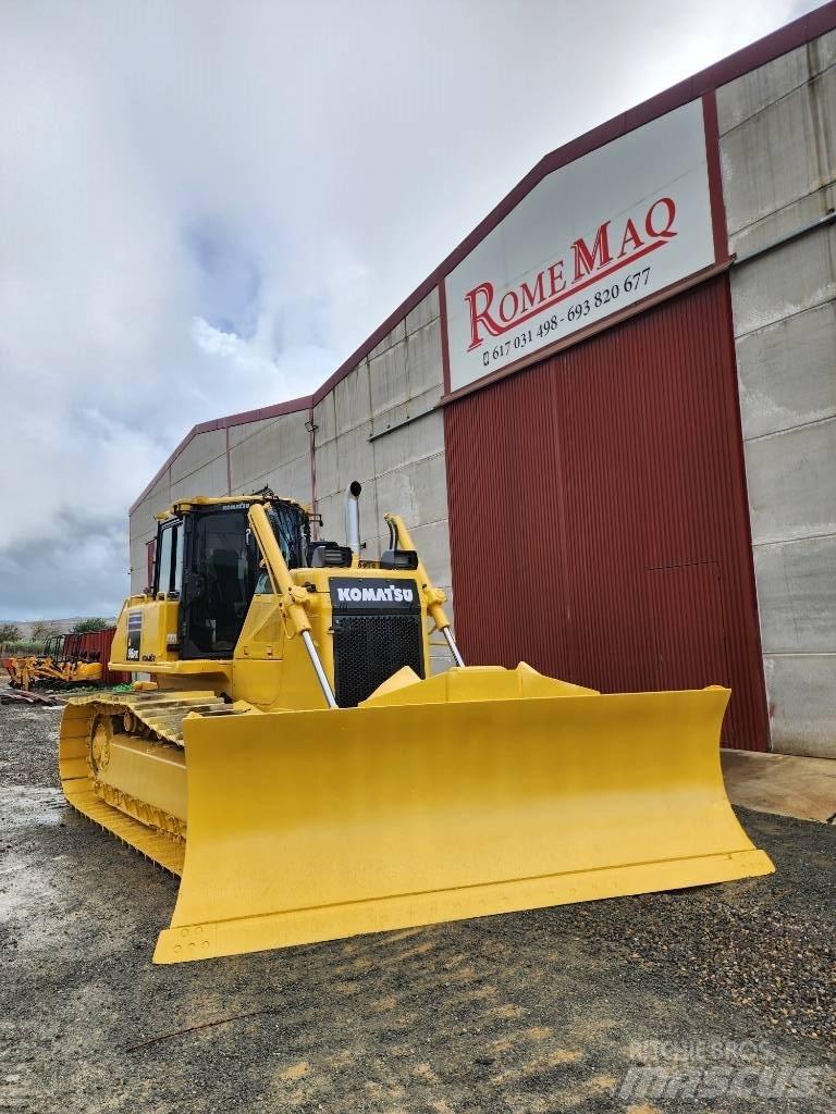 Komatsu D 65 PX-17 履带式推土机