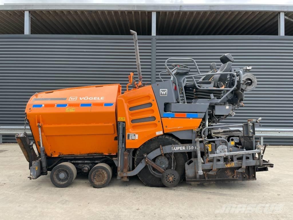 Vögele SUPER 1303-3I 沥青摊铺机