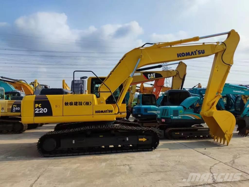 Komatsu PC 220 履带挖掘机