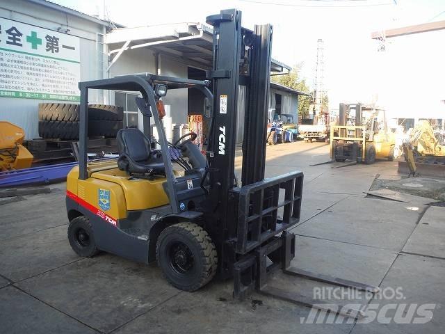 TCM FD25T3 柴油叉车