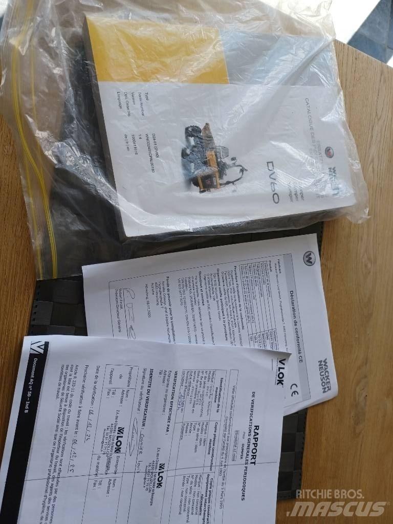 Wacker Neuson DW 60 翻斗车\公路型自卸车