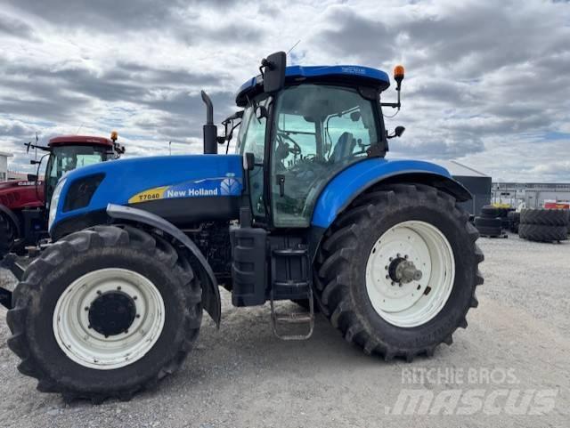 New Holland 7040 拖拉机/农用车