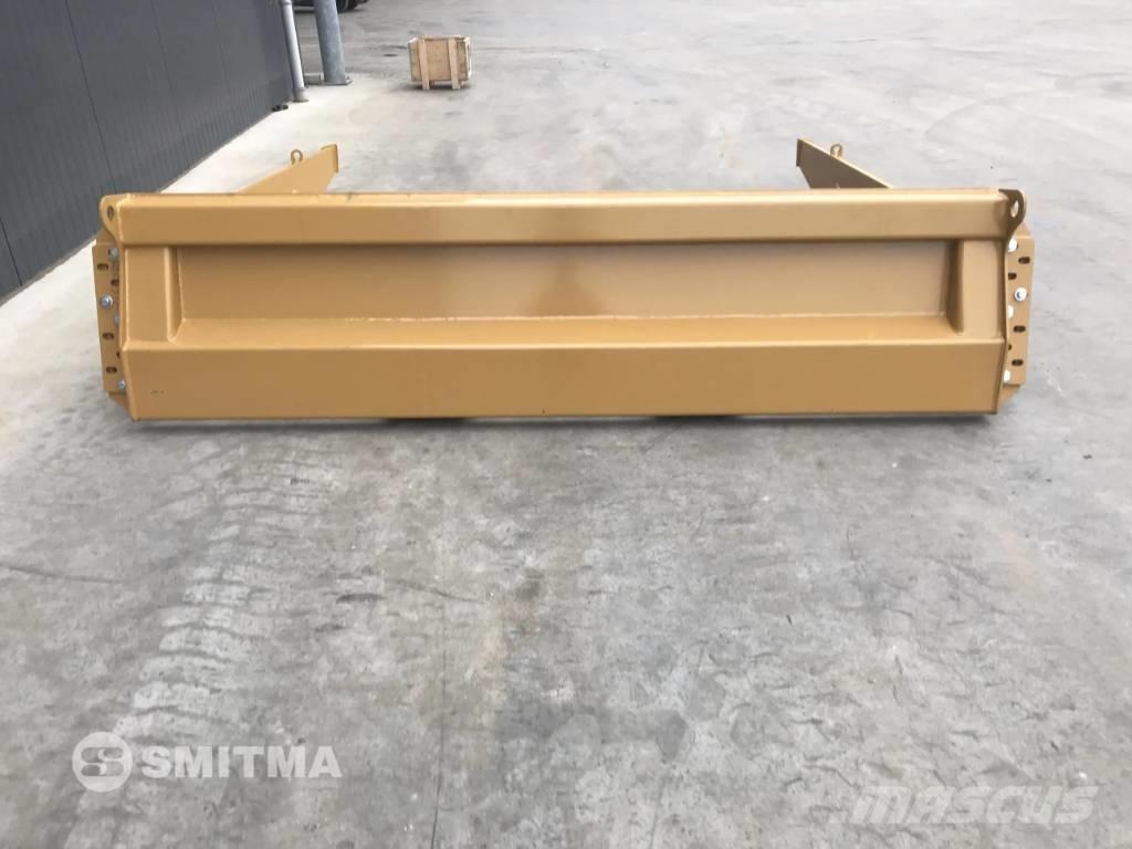 CAT 725C 尾门、后挡板